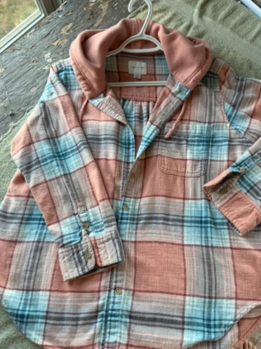 American Eagle hooded flannel